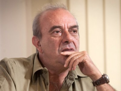 Vauro: “La satira non deve fermarsi di fronte al coronavirus” — INTERVISTA