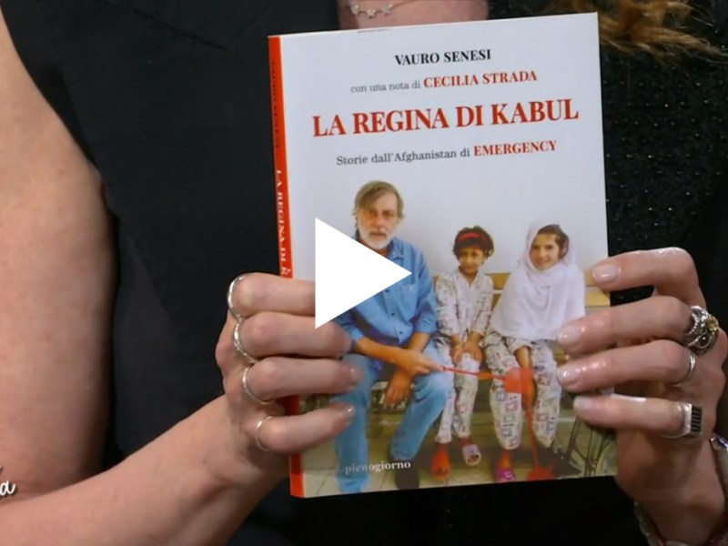 Rai 3, Vauro presenta “La regina di Kabul” per Gino Strada insieme a Fiorella Mannoia — VIDEO