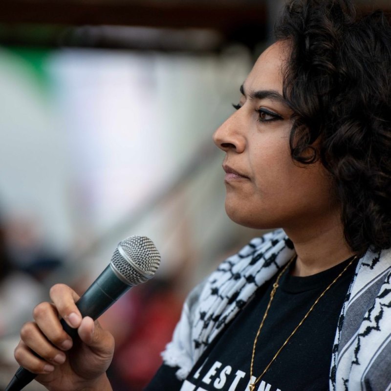 E ora vogliono i nostri voti…